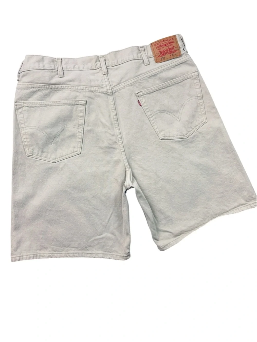 Vintage Men's Levi's 550 Light Beige Denim “Jorts” Denim Jeans Shorts Size 42
